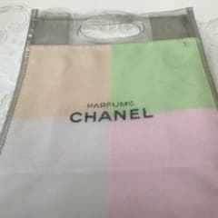 Chanelのポーチのサムネイル