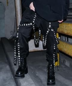 お値下げ『REFLEM/レフレム』ハーネスロゴベルトカーゴパンツ - メルカリ