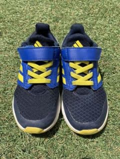 ★17センチ★adidas アディダス スニーカーのサムネイル