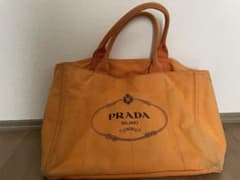 最終値下げ！早い者勝ち！9800円！PRADA カナパ　オレンジ トートバッグのサムネイル