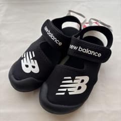 New Balance サンダル 20cm ブラックのサムネイル