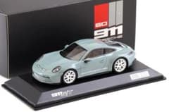 1/43 ポルシェ 911 (992) S/T シェードグリーン - メルカリ