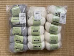 毛混中細毛糸　まとめて14玉のサムネイル