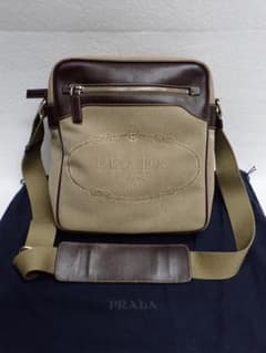 PRADA プラダ ジャガード ショルダーバッグ D8-B - メルカリ