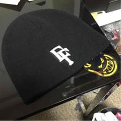 core fighter × new era コラボ ビーニーのサムネイル