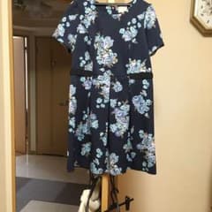 花柄ワンピース　ローズティアラのサムネイル