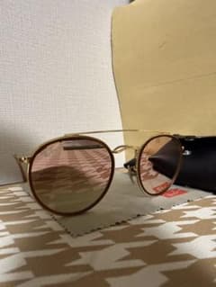 Ray-Ban サングラス ゴールドフレームのサムネイル