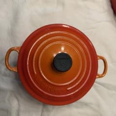 LE CREUSET 両手鍋 20cm オレンジ - メルカリ