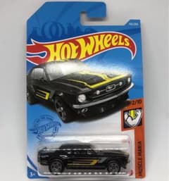 ホットウィール '67 FORD MUSTANGのサムネイル