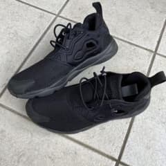 reebok24cm スニーカー　黒のサムネイル