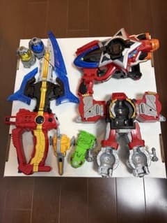 宇宙戦隊キュウレンジャーのサムネイル