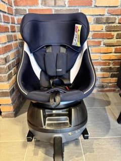 Combi チャイルドシート ISOFIX 回転式のサムネイル