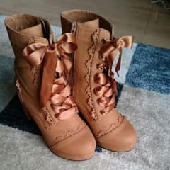 ショートブーツのサムネイル