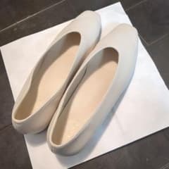 RANDA パンプス アイボリー 23.5cmのサムネイル