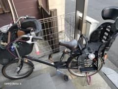 自転車　ママチャリのサムネイル