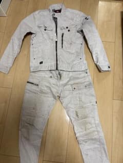 アイズフロンティア　作業着のサムネイル