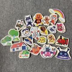 アンパンマン お風呂でピタッと　パーツ22枚　収納ネット付きのサムネイル