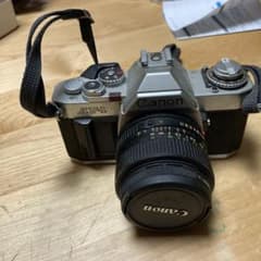 Canon AV-1 一眼レフカメラのサムネイル