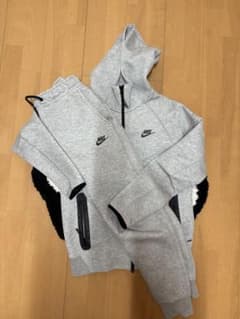Nike テックフリース 正規品 早い者勝ち‼️ - メルカリ