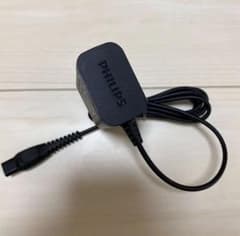 フィリップス　髭剃り　電気シェーバー　充電器のサムネイル