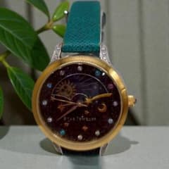 箱付き　STAR JEWELRY スタージュエリー 腕時計 サン＆ムーン　星座