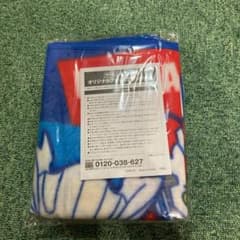 ワンダ✖️ウルトラマン 非売品 ブランケットのサムネイル