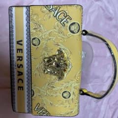 黄色いバッグ（ストリップは中に入っています）のサムネイル