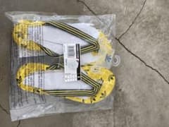 adidas オリジナル　サンダルのサムネイル