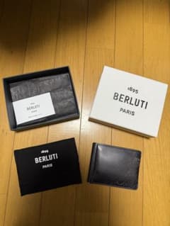 BERLUTI ブラック カードケースのサムネイル