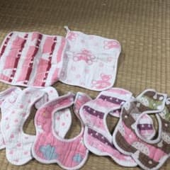 ガーゼスタイ　ハンカチセットのサムネイル