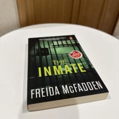 THE INMATE Freida McFadden 洋書のサムネイル