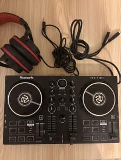 Numark PARTY MIX DJコントローラー 本体のサムネイル