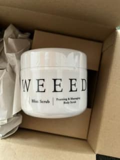 WEEED ブリススクラブ　薬用入浴剤のサムネイル