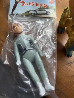 マルザン）製復刻 ウルトラセブン ウルトラ警備隊隊員 - メルカリ