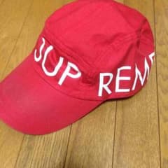 supremeのサムネイル