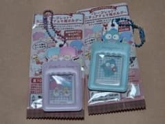 サンリオ エンジョイアイドル シークレットミニチュアチェキ用ホルダー 2種のサムネイル