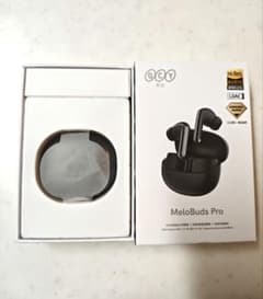 ☆ほぼ未使用☆QCY MeloBuds Pro　ブラックのサムネイル
