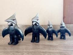 ジグラ 怪獣愛蔵組 ソフビ 4体セット ヘッダー有り スラッシュカンパニーのサムネイル