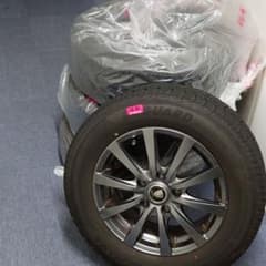 スタッドレスタイヤ ホイール４本セット 195/65R15のサムネイル