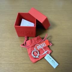DIESEL DX1447 シルバー ピアス - メルカリ