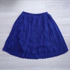 ユニクロ　プリーツスカートのサムネイル