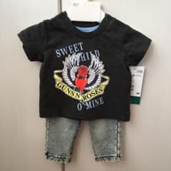 GUNS AND ROSES Tシャツ&パンツセットのサムネイル