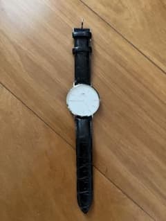 Daniel Wellington 腕時計 ブラックのサムネイル