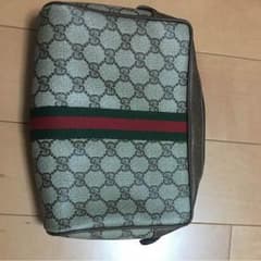 GUCCIセカンドバッグのサムネイル