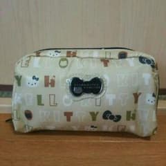 *新品*HELLO KITTY × DEARISIMO コラボ コスメポーチ*のサムネイル