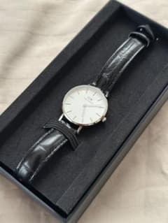Daniel Wellington レザー腕時計のサムネイル