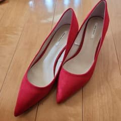 ZARA ザラ レッド パンプス 38のサムネイル