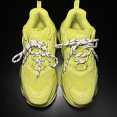 特価 Balenciaga triple s 蛍光イエロー スニーカー 42 - メルカリ