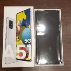 Galaxy A51 5G 　SCG07　ホワイト 128 GBのサムネイル