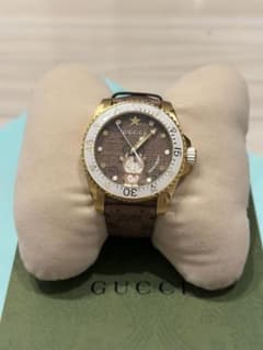 ヒカキンも持ってるGUCCI グッチ 限定 ドラえもん(うしえもん)腕時計のサムネイル